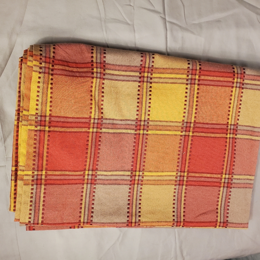 Autumn Rectangular Orange/Red/Yellow Plaid Pattern Large Table Cloth Decor - Picture 2 of 4